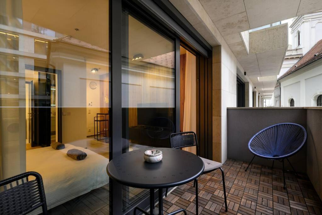 2Budapest Eye-Freegym And Sauna Luxury Home Zewnętrze zdjęcie